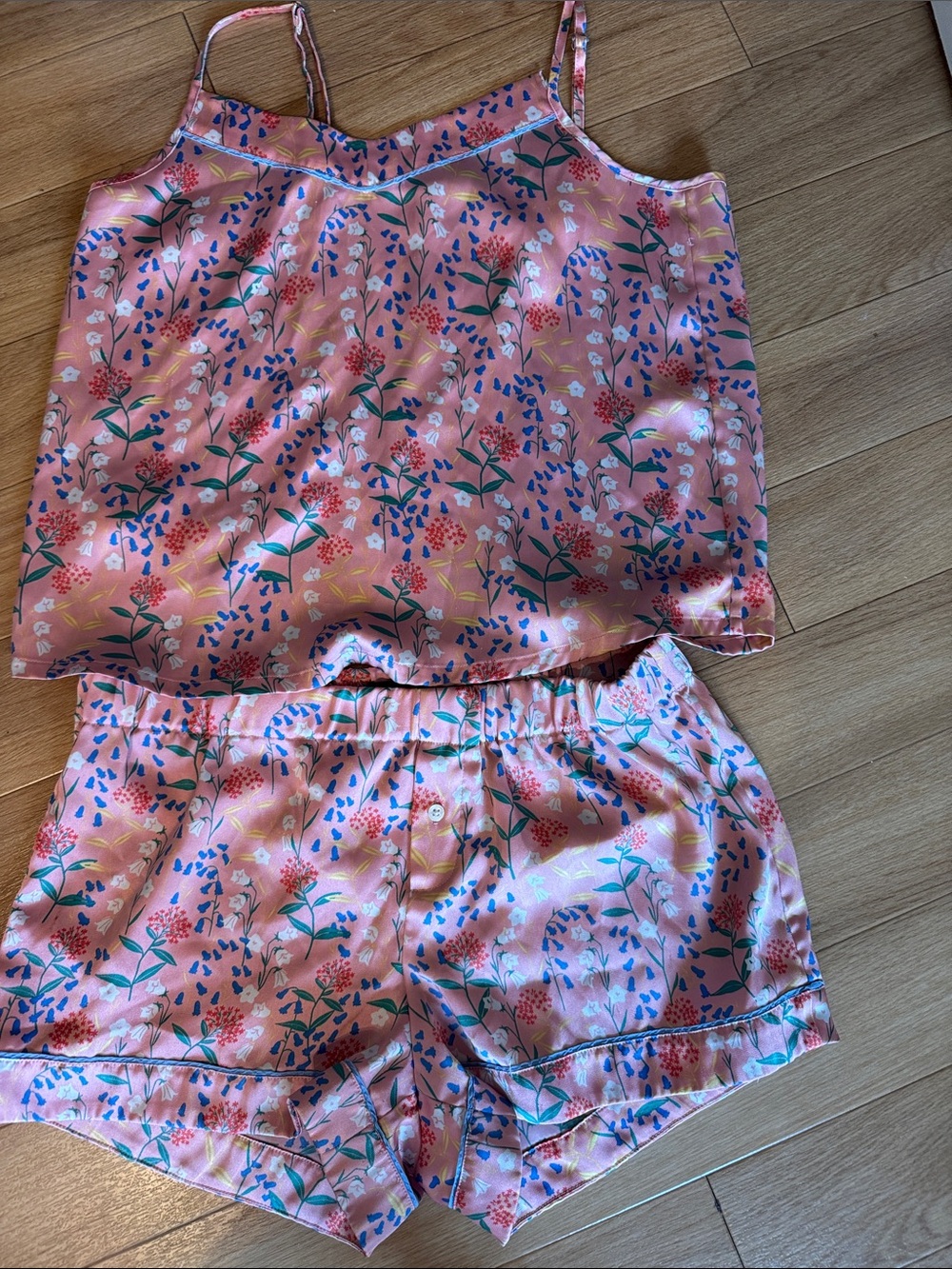 J crew Women's Pink Floral Satin pajama set. Medium